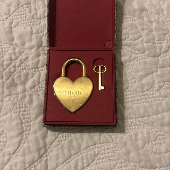 Dior Gold Heart Lock and Key Set - Picture 5 of 8